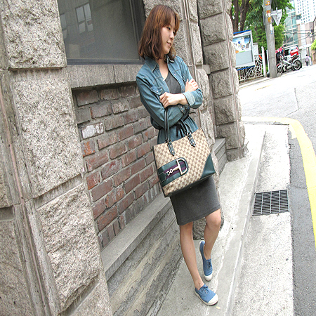 Gucci(����)  137385 ����ΰ� �ڰ��� ��Ʈ�� [��������] �̹���6 - ���̺��� �߰���ǰ