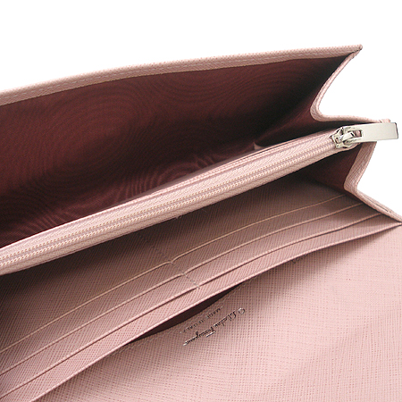 Ferragamo(��󰡸�) 22 7121 ���� ��ġ�� ������ ������ �̹���3 - ���̺��� �߰���ǰ