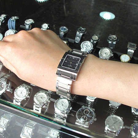 Gucci(����) 7900L ���� ���� ��ƿ �ð� �̹���5 - ���̺��� �߰���ǰ