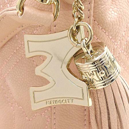 Metrocity(��Ʈ�ν�Ƽ) ���� M �ΰ� ��� ��Ʈ�� ����� �̹���4 - ���̺��� �߰���ǰ