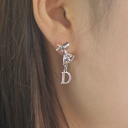 Dior(ũ����î���) ���� �Ͱ��� �̹���4 - ���̺��� �߰���ǰ