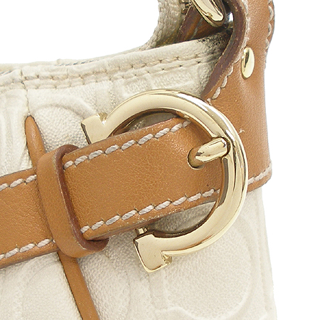 Ferragamo(��󰡸�) 21 4435 ��ġ�� �ΰ� ����� [�б�������] �̹���4 - ���̺��� �߰���ǰ