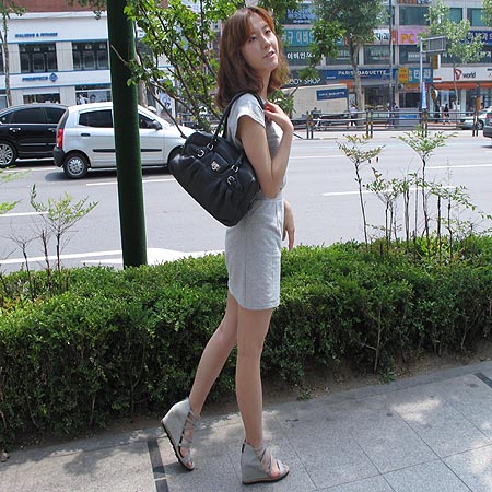 Ferragamo(��󰡸�) 21-6880 ���� ��ġ�� ���� ����� �̹���5 - ���̺��� �߰���ǰ