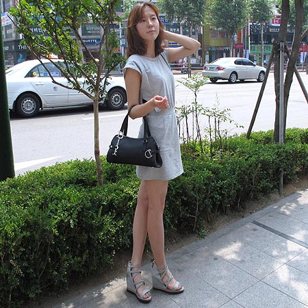Dior(ũ����î���) ���� �̴ϼ� �ΰ� ��� ���� ��Ʈ�� �̹���5 - ���̺��� �߰���ǰ