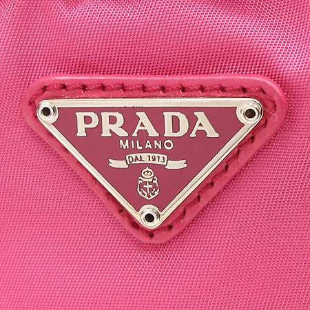 Prada(�����) 1N0175 �ΰ� �к긯 �Ŀ�ġ �̹���3 - ���̺��� �߰���ǰ