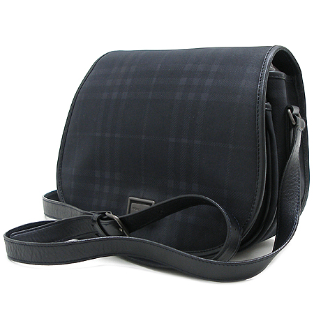 Burberry(������) ���̺� ���üũ PVC ũ�ν��� �̹���3 - ���̺��� �߰���ǰ
