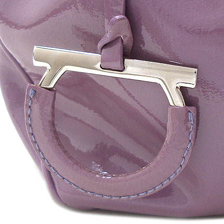 Ferragamo(��󰡸�) 21 A067 ���̴�Ʈ ��Ʈ�� �̹���4 - ���̺��� �߰���ǰ