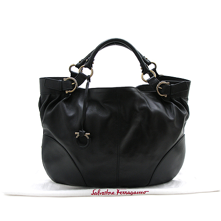 Ferragamo(��󰡸�) 21 B185 ���� ���� ȣ�� ����� �̹���2 - ���̺��� �߰���ǰ