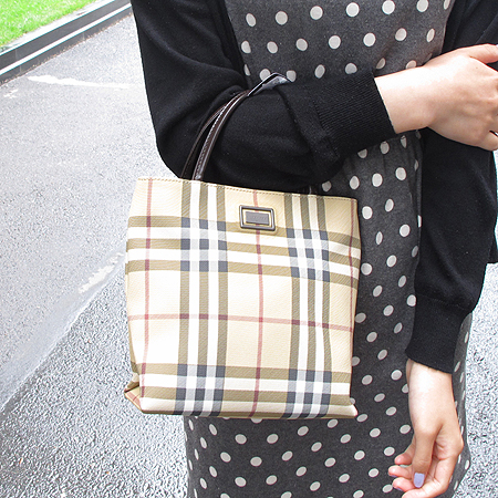 Burberry(������) ���üũ PVC �̴� ��Ʈ�� [��������] �̹���6 - ���̺��� �߰���ǰ