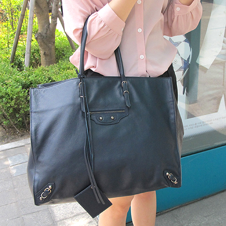 Balenciaga(�߷��þư�) 236701 ���ǿ��� ��Ʈ�� + ���� �ſ� [�б�����������2ȣ��] �̹���6 - ���̺��� �߰���ǰ