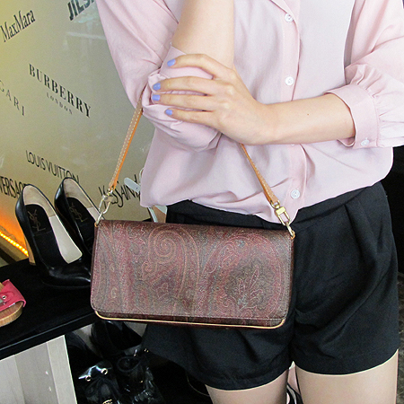Etro(��Ʈ��) 01936 ������ Ŭ��ġ �� ����� �̹���5 - ���̺��� �߰���ǰ