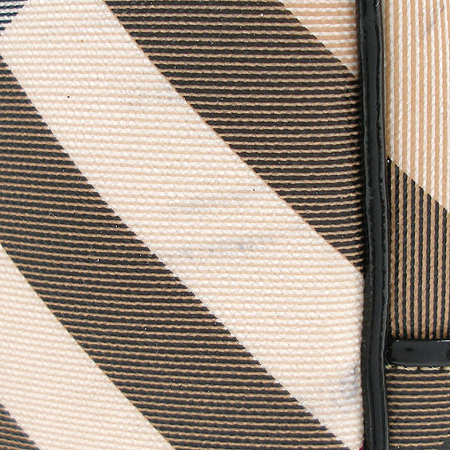 Burberry(������) �� ���üũ PVC �Ŀ�ġ �̹���3 - ���̺��� �߰���ǰ