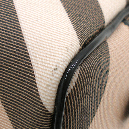 Burberry(������) �� ���üũ PVC �Ŀ�ġ �̹���4 - ���̺��� �߰���ǰ