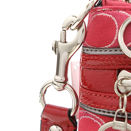 Coach(��ġ) POPPY �ñ׳�ó �ڰ��� ũ�ν��� �̹���4 - ���̺��� �߰���ǰ