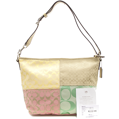 Coach(��ġ) �ñ׳�ó ��Ƽ �ڰ��� ���̴�Ʈ ����� �̹���2 - ���̺��� �߰���ǰ