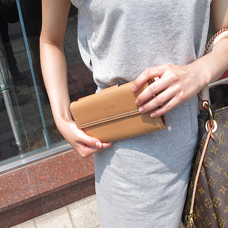 Coach(��ġ) �ñ׳�ó �ڰ��� ¤�� ������ �̹���5 - ���̺��� �߰���ǰ