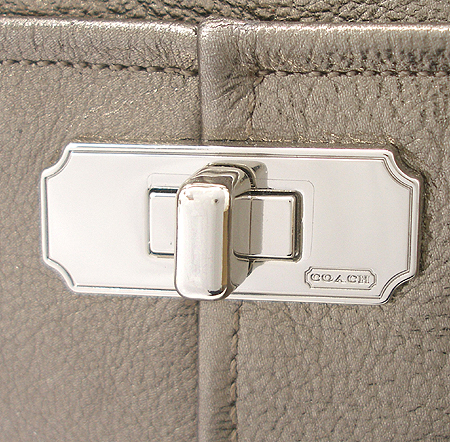 Coach(��ġ) ���� ��Ŭ ��� ��Ż�� ��Ʈ�� �̹���4 - ���̺��� �߰���ǰ