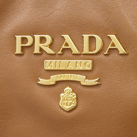 Prada(�����) BN1902 ������ ���� ��Ʈ�� �̹���4 - ���̺��� �߰���ǰ