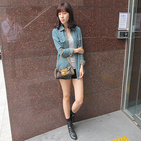Louis Vuitton(���̺���) M40122 ���׷� ĵ���� ����� Ŭ��ġ�� ����� [�б�������] �̹���5 - ���̺��� �߰���ǰ