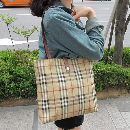 Burberry(������)  Ŭ���� üũ �ٰ� ����� [�б�������] �̹���6 - ���̺��� �߰���ǰ