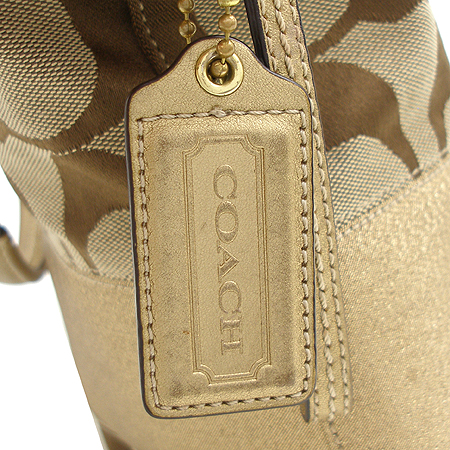 Coach(��ġ) �ñ׳�ó �ڰ��� ����� �̹���4 - ���̺��� �߰���ǰ