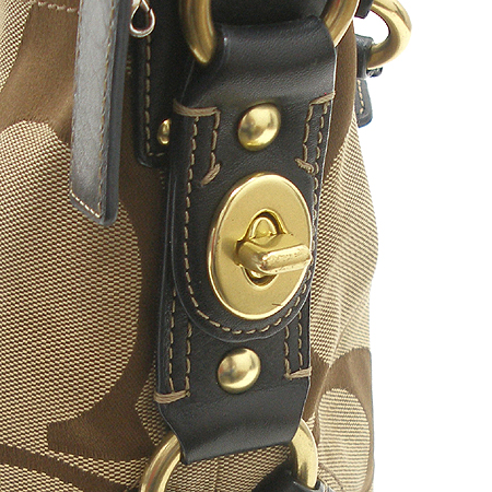 Coach(��ġ) �ñ׳��� ��Ʈ ��� ����� �̹���3 - ���̺��� �߰���ǰ