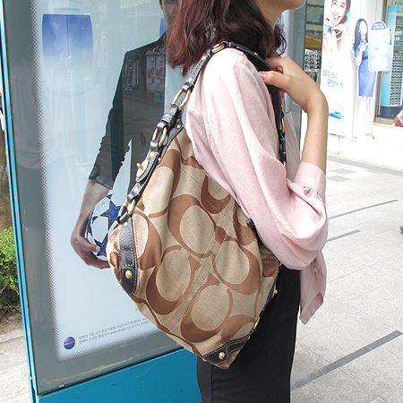 Coach(��ġ) �ñ׳��� ��Ʈ ��� ����� �̹���6 - ���̺��� �߰���ǰ