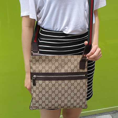 Gucci(����) 145809 GG�ΰ� �ڰ��� ��� ũ�ν��� �̹���6 - ���̺��� �߰���ǰ
