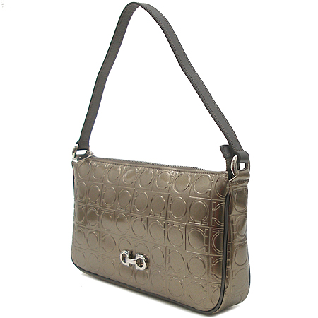 Ferragamo(��󰡸�) 22 B098 ������ ��ġ�� ��� �Ŀ�ġ ����� �̹���3 - ���̺��� �߰���ǰ