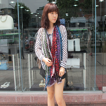 Fendi(���) 100% ��ũ ��ī�� �̹���5 - ���̺��� �߰���ǰ
