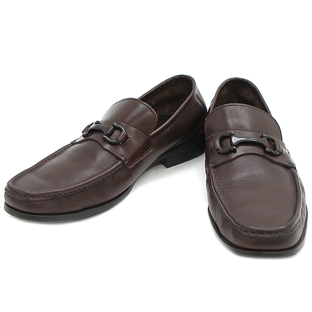 Ferragamo(󰡸) ġ Ŭ   