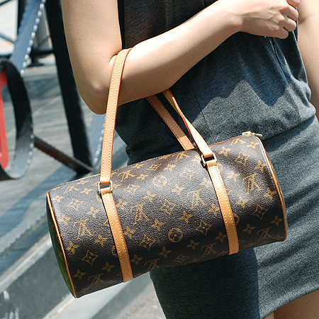 Louis Vuitton(���̺���) M51385 ���׷� ĵ���� ���ʷ� 30 ��Ʈ�� + �����Ŀ�ġ [�б�������] �̹���6 - ���̺��� �߰���ǰ
