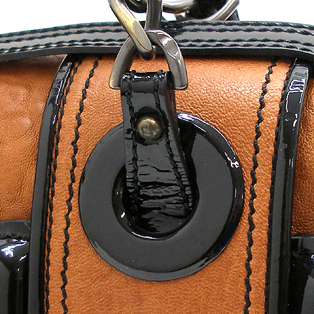 Fendi(���) 8BN165 ���� ���� B ��Ʈ�� [�б�������] �̹���3 - ���̺��� �߰���ǰ