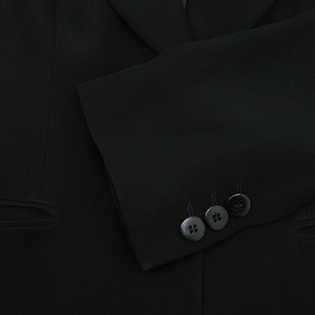 Armani COLLEZIONI(�Ƹ����� �÷�������) ���� (��ũȥ��) �̹���3 - ���̺��� �߰���ǰ