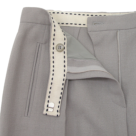 Armani COLLEZIONI(�Ƹ����� �÷�������) ����(�� ȥ��) �̹���2 - ���̺��� �߰���ǰ