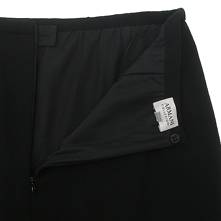 Armani COLLEZIONI(�Ƹ����� �÷�������) ��ĿƮ �̹���2 - ���̺��� �߰���ǰ