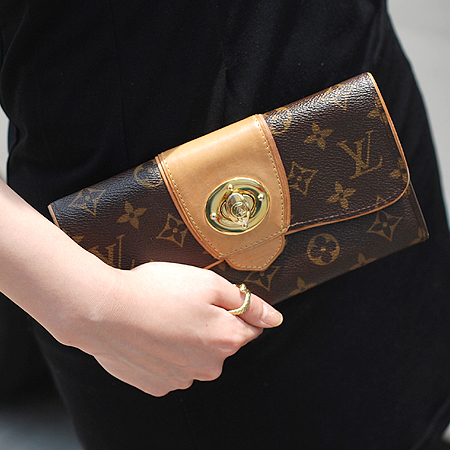 Louis Vuitton(̺) M63220 ׷ ĵ ƮƮ  Ŭ Ƽ   ̹5 - ̺ ߰ǰ