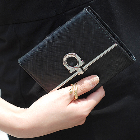 Ferragamo(��󰡸�) 22 4639 ���� ��ġ�� ��� ������ �̹���6 - ���̺��� �߰���ǰ