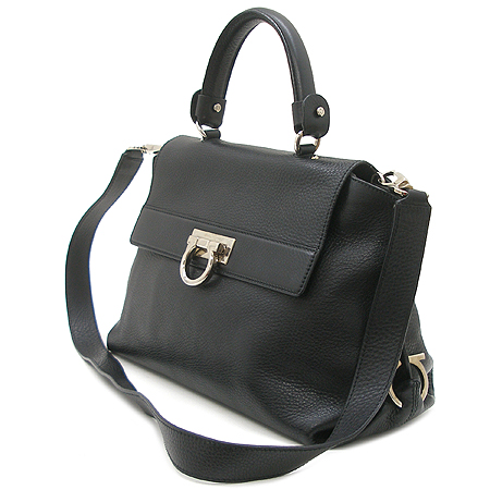 Ferragamo(��󰡸�) 21A896 ��ġ�� �ΰ� ���Ǿ� 2WAY [��������] �̹���3 - ���̺��� �߰���ǰ