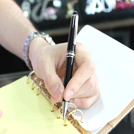 Montblanc(������) ���̽���ƣ P164 �÷�Ƽ�� ���� �̹���4 - ���̺��� �߰���ǰ