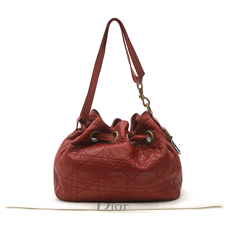 Dior(ũ����î���) D�ΰ� ��� ī���� ���� ��Ƽġ ���� ����� [�б�����������2ȣ��] �̹���2 - ���̺��� �߰���ǰ