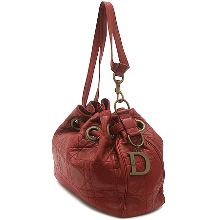 Dior(ũ����î���) D�ΰ� ��� ī���� ���� ��Ƽġ ���� ����� [�б�����������2ȣ��] �̹���3 - ���̺��� �߰���ǰ