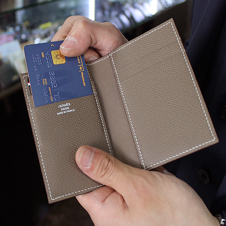 Hermes(�����޽�) ī��� �������� �̹���5 - ���̺��� �߰���ǰ