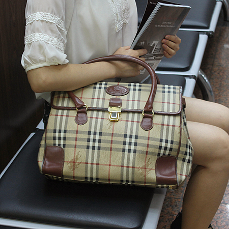 Burberry(������) Ŭ���� üũ ���� ��Ŭ ��Ʈ�� �̹���6 - ���̺��� �߰���ǰ