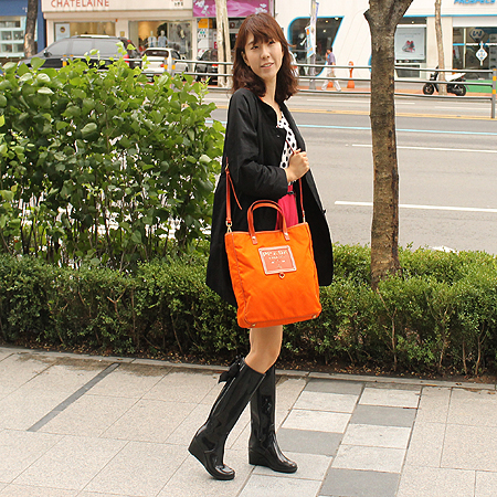 Prada(�����) ������ �÷� �к긯 �ж�� 2WAY �̹���6 - ���̺��� �߰���ǰ