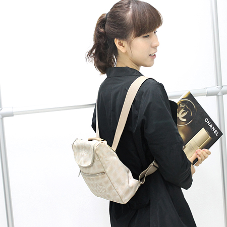 Chanel() Ʈ  к긯  ̹5 - ̺ ߰ǰ