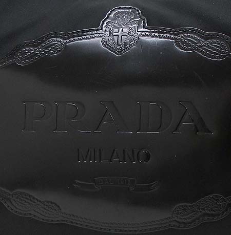 Prada(�����) �к긯 ȣ�� ����� [�б�������] �̹���4 - ���̺��� �߰���ǰ