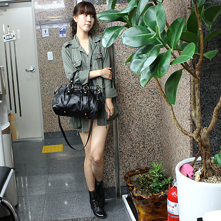 MiuMiu(�̿�̿�) RT0383 VITELLO LUX ������ ��Ʈ�� + �����Ʈ�� [�б�������] �̹���6 - ���̺��� �߰���ǰ