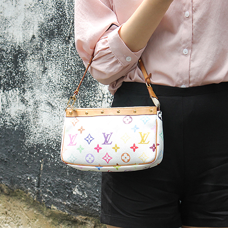 Louis Vuitton(���̺���) M92649 ���׷� ��Ƽ ȭ��Ʈ ����Ʈ �Ǽ��縮 �Ŀ�ġ ����� �̹���6 - ���̺��� �߰���ǰ