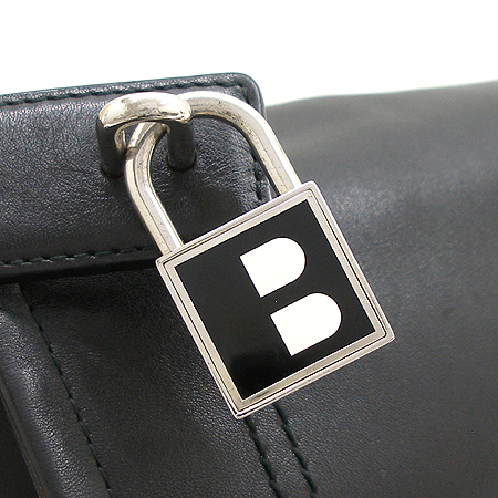 Bally(�߸�) TRIAR ���� ���� ��� ũ�ν��� �̹���4 - ���̺��� �߰���ǰ